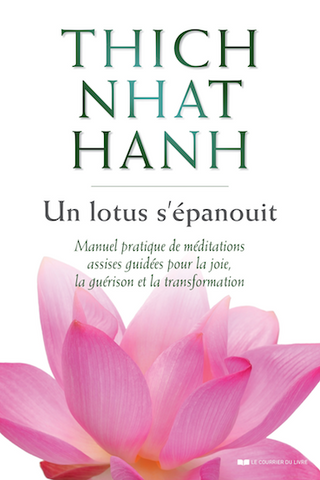 Un lotus s'épanouit